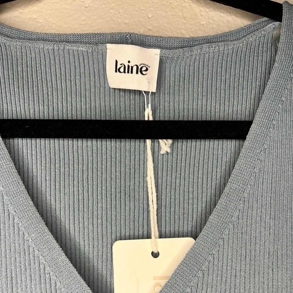 Laine Honolulu blue V neck top vest M/L